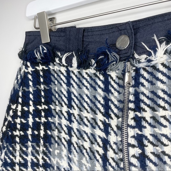 π
Ίzara Plaid Tweed Knit Mini Skirt Size Small - Picture 2 of 5